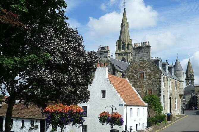 Edinburgh: The Outlander, Palaces & Jacobites Tour - FAQ