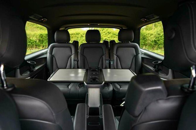 Edinburgh to Glasgow Luxury Car Transfer - A Closer Look at the Experience