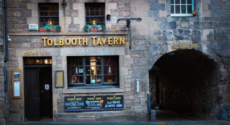 Edinburgh: Tolbooth Tavern Haggis Taster & Whisky Sampling - An In-Depth Look at the Experience