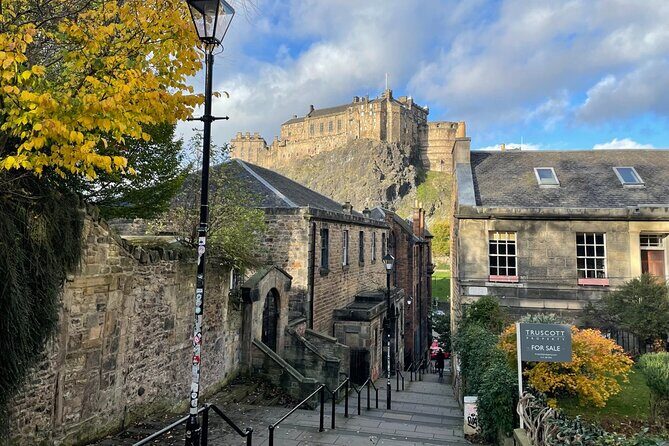 Edinburgh Unveiled: Luxury Private Driving Tour of Edinburgh - The Experience of the Guides