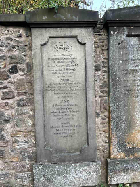 Edinburgh's Dark and Hidden History Walking Tour - Practical Tips for the Tour