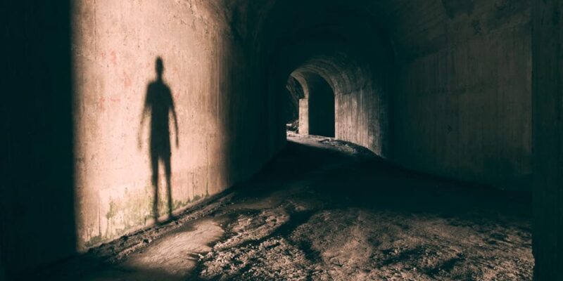 Edinburgh's Haunted Heart: Ghouls, Graves and Ghostly Tales - A Deep Dive into the Haunted Tour Experience