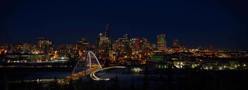 Edmonton: Festive Private Christmas Walking Tour - The Sum Up