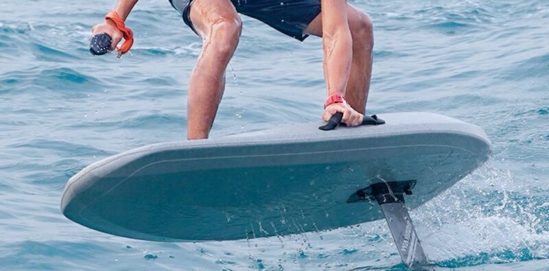 Efoil Surf Board Lesson in Calheta Beach - What is an E-foil and what makes this activity special?