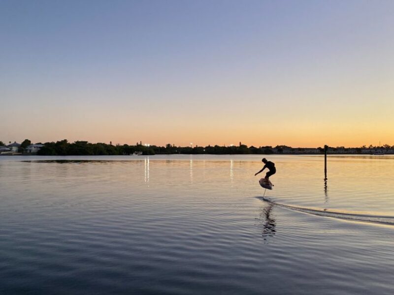Efoil Surf Board Lesson in Calheta Beach - Equipment and Safety