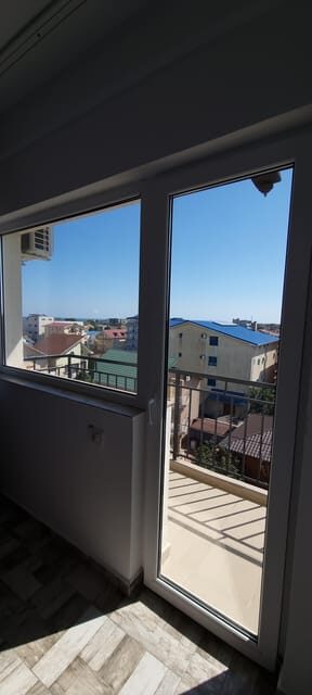 Eforie Nord: Blue Sky Hotel Accommodation with Breakfast - Amenities and Services