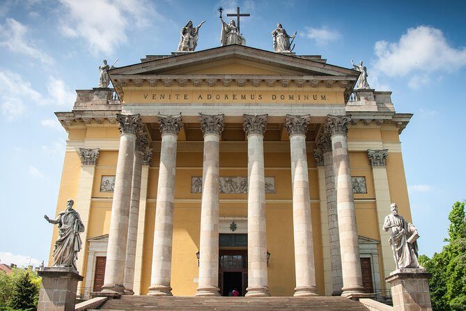 Eger Private Full-Day Wine Tasting Tour and Sightseeing from Budapest - Key Points