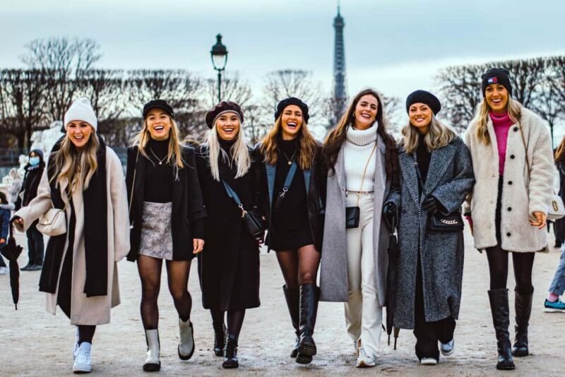 Eiffel Tower Photos: Capture Iconic Memories in Paris - Who Is This Experience Best For?