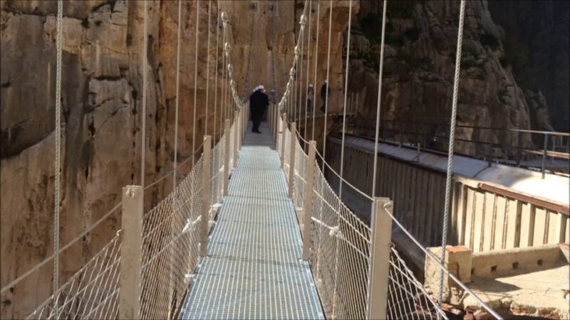 El Chorro: Caminito del Rey Gorge Route Guided Walking Tour - Key Points