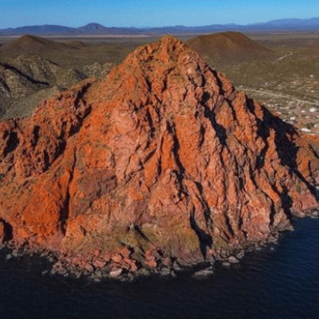 El Colorado: beach tour and hiking in Cerro Colorado - Key Points