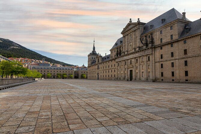 El Escorial and Valley of the Fallen Half Day Trip from Madrid - FAQs
