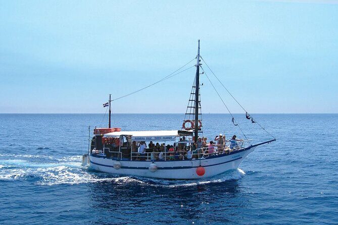 Elaphite Islands Cruise with Local Gastronomy at Captain's House - The Experience: What to Expect on This Elaphite Islands Cruise