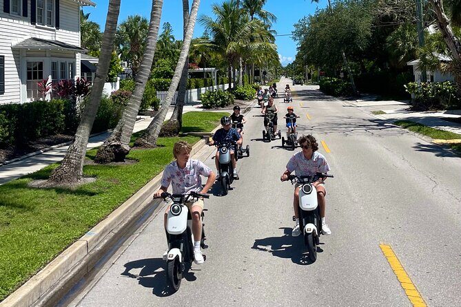 Electric Moped Tour of Naples Florida Family Fun and Easy To Ride - Who Will Love This Tour?