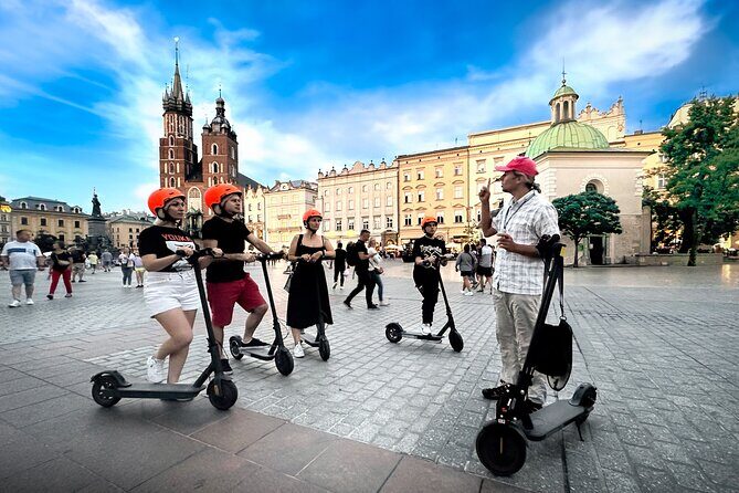 Electric Scooter Tour: Full Tour (Old Town + Jewish Quarter) - Who is this tour best for?