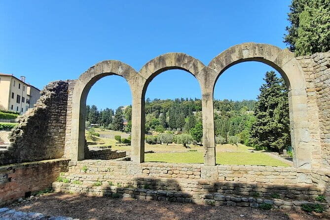 Electric Vespa self-drive Tour of Florence Hills with local products Tasting - An In-Depth Look at the Florence Hills Vespa Tour