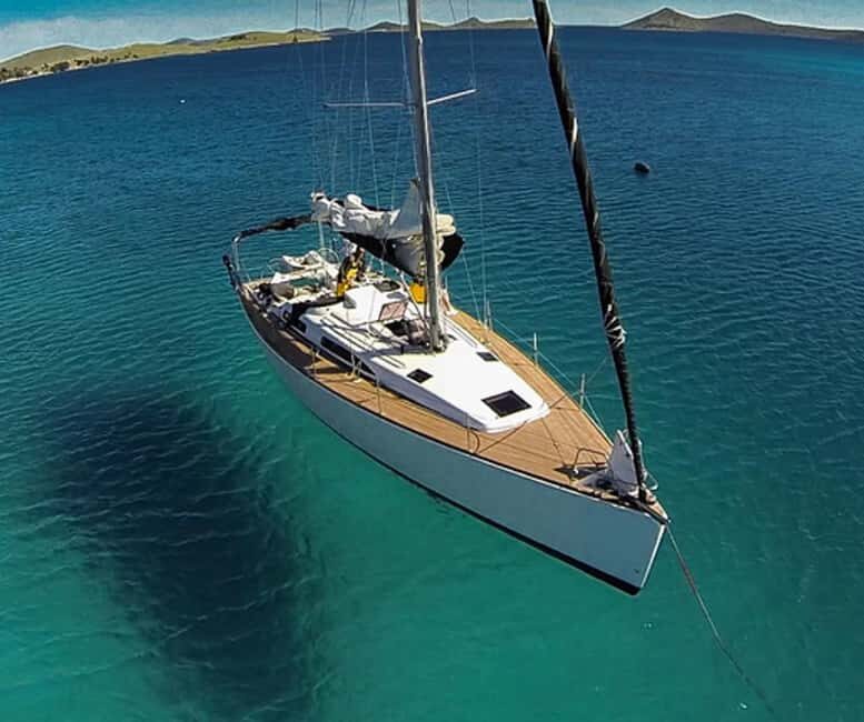 Elegant Yacht Sailing-Half-Day of Pure Bliss - Key Points