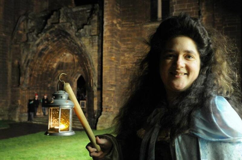 Elgin: Cathedral Exterior Tour - Key Points