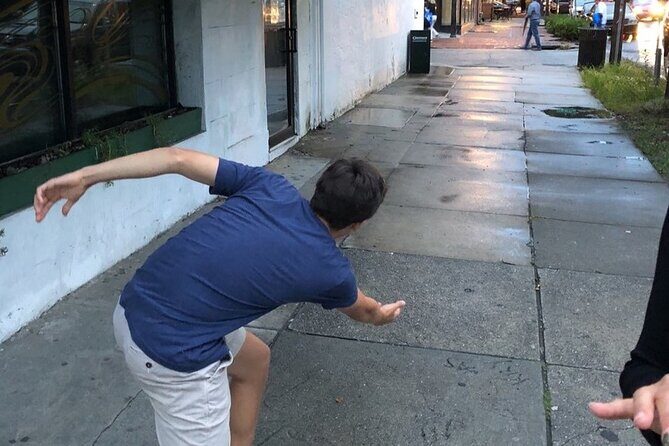 Elgin City Scavenger Hunt Excursion by Zombie Scavengers - FAQ