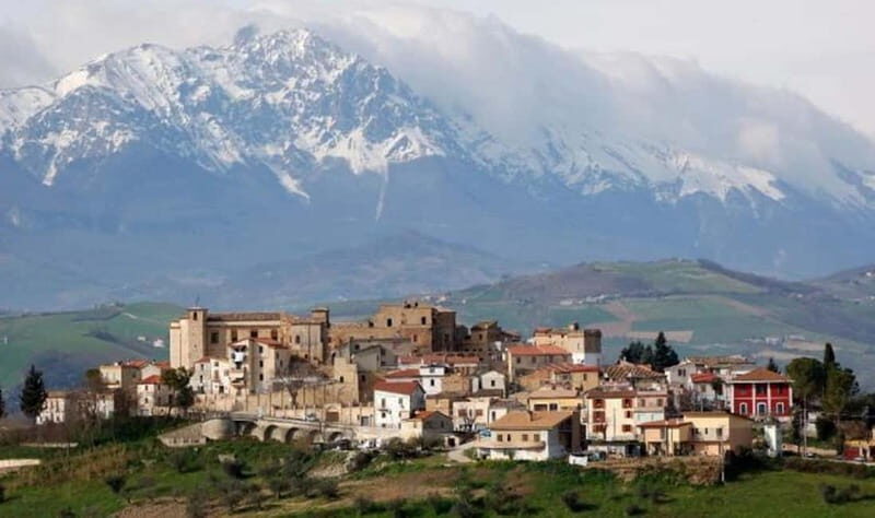 Elice (IT): "The house of snails" and beauty product - Exploring the Tour in Detail