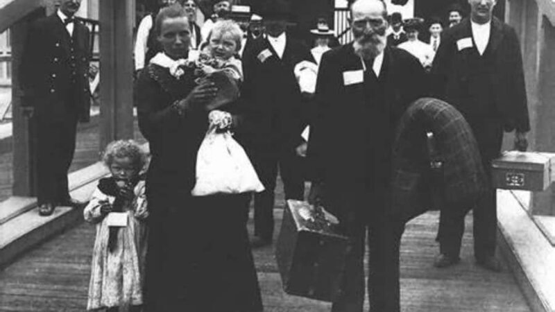 Ellis Island Family History Tour: Walk with your ancestors - FAQ