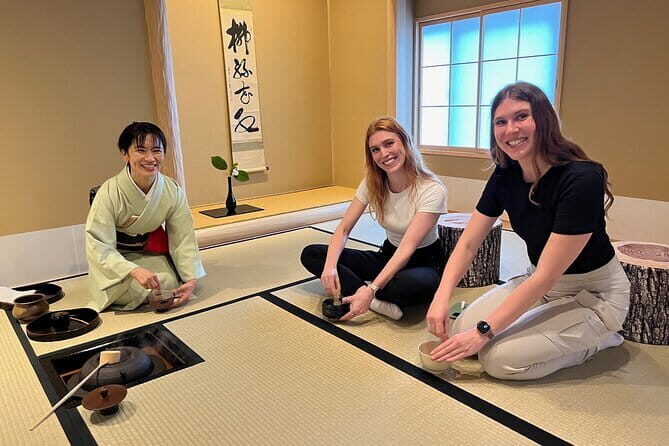 Enjoy 1 hour Okonomiyaki at Ekimae - Hiroba Tour in Hiroshima - Who This Tour is Best For