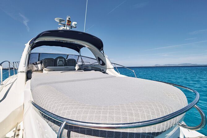 Enjoy an unforgettable experience with the Elegant CRANCHI 47 - Final Thoughts