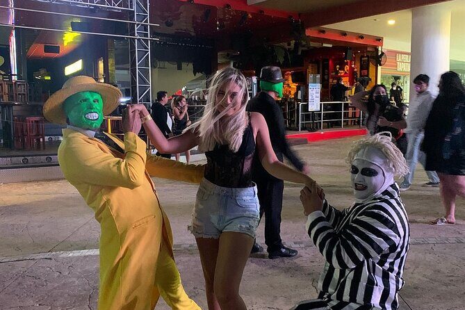 Entry ticket to the Coco Bongo Cancun nightclub - A Deep Dive into the Coco Bongo Nightlife Experience