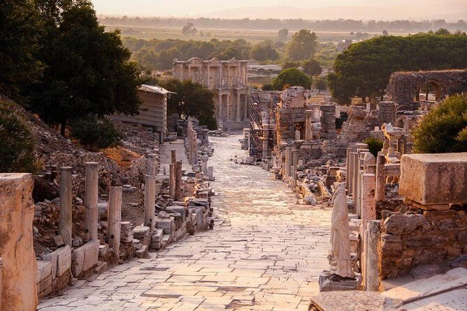 Ephesus and St. Mary's House tour from Kusadasi with Lunch - Who Will Love This Tour?