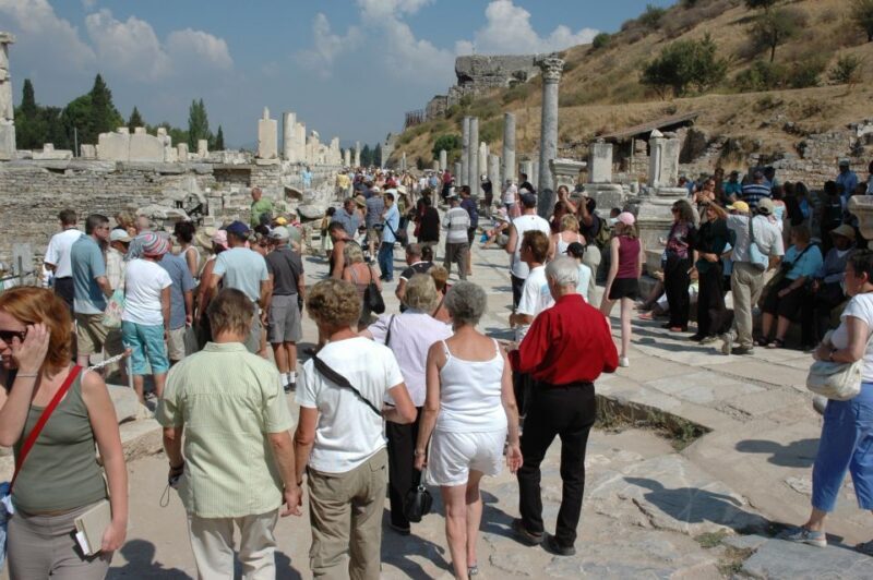 Ephesus: Full-Day Tour from Kusadasi or Izmir - Discovering Ephesus: What to Expect on the Tour