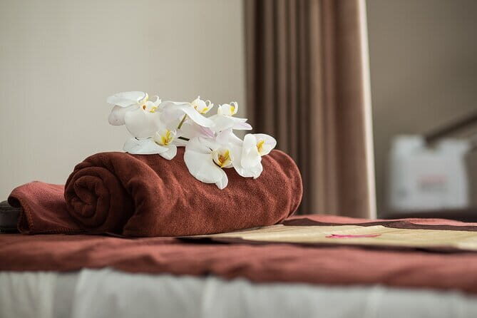 Era Cruise 3-day Explore Halong Bay and Lan Ha Bay from Hanoi - FAQs