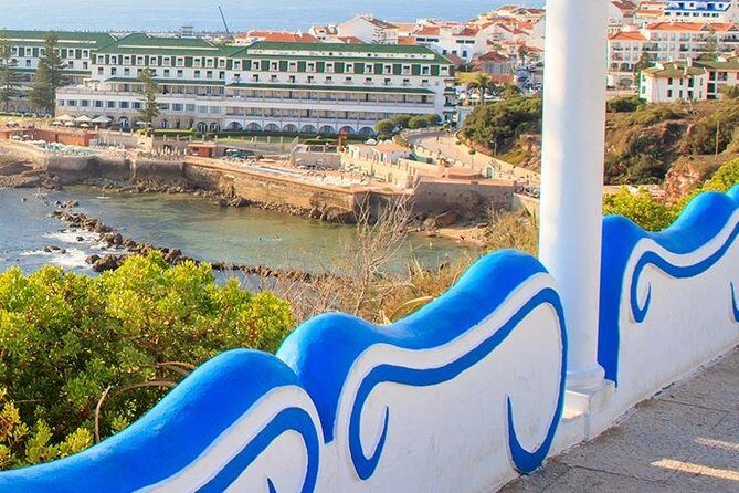 Ericeira And Mafra Amazing West Coast Tour - Exploring Azenhas do Mar: Cliffs, Pools, and Ocean Views
