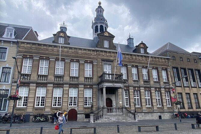 Escape The City Roermond City Walk With Puzzles - FAQ