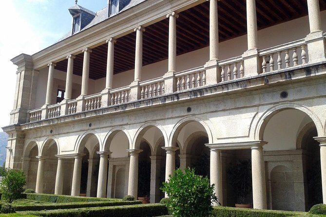 Escorial & Valley and Segovia from Madrid - Frequently Asked Questions