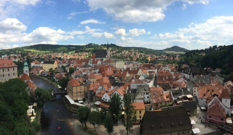 eský Krumlov: 2 Hour Private Walking Tour with Guide - The Sum Up
