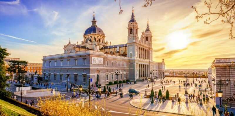 Essential Madrid: Walking Tour of the Historic Center - An in-depth look at what you can expect