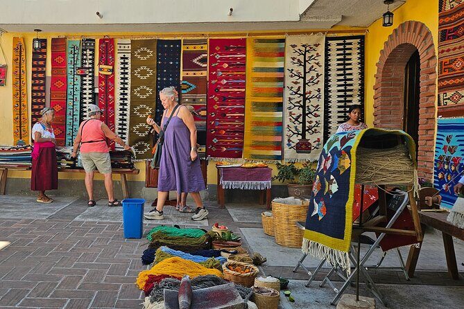 Essential Oaxaca:Tule, Tlacochahuaya, Teotitlán del Valle, Mezcal - Key Points