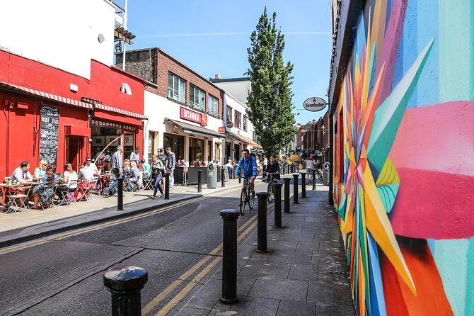 Essential Private Dublin walking tour for up to 6 people - A Deep Dive into the Dublin Private Walking Tour