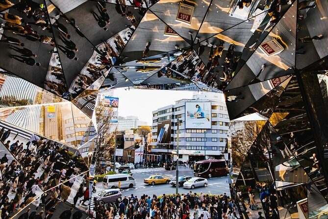 Essential tour for fashion and art in Tokyo for 6 hours with local lunch - A Deep Dive into the 6-Hour Tokyo Fashion & Art Tour