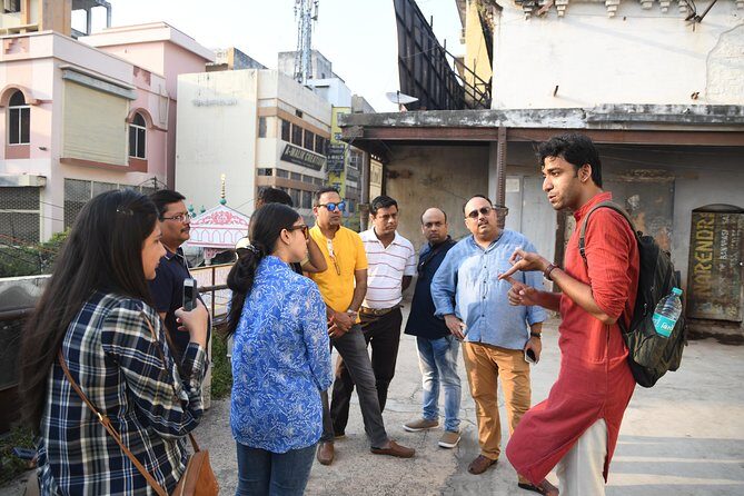 Essential Varanasi (North and Manikarnika) Walking Tour - Deep Dive into the Itinerary