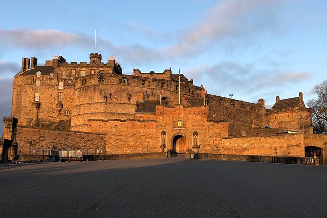 Essential Walking Tour of Edinburgh's Old Town - An In-Depth Look at the Itinerary