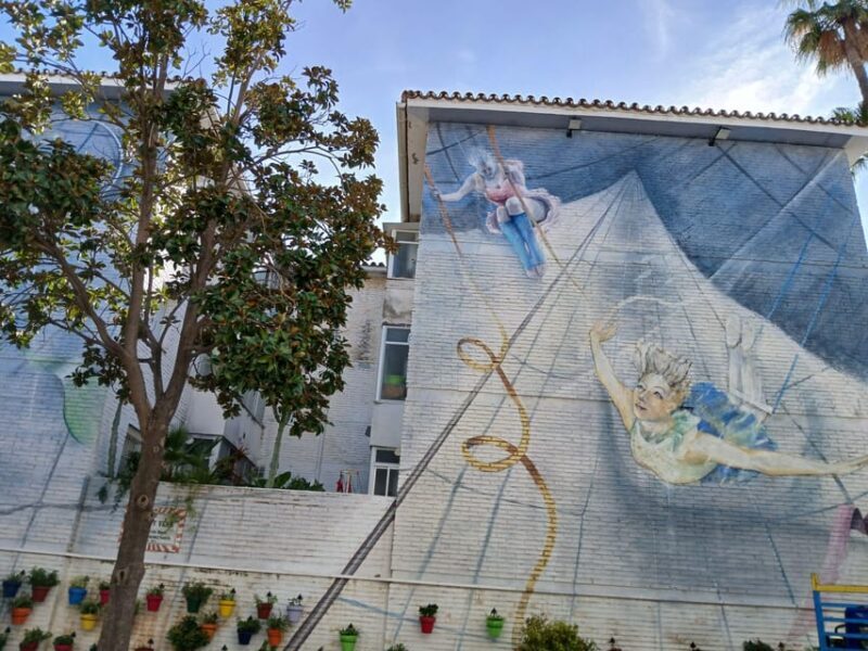 Estepona Art Murals and Tapas Walk with Local Guide - Exploring Estepona’s Art Murals and Heritage