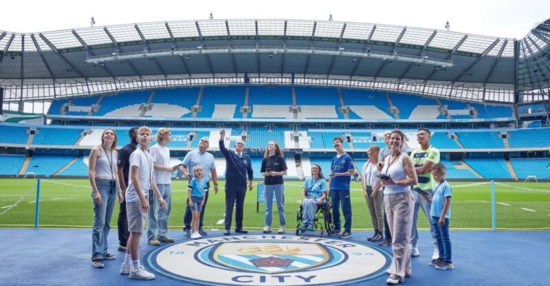 Etihad Stadium: Manchester City FC Tour by Rail From London - Free Time to Explore Manchester