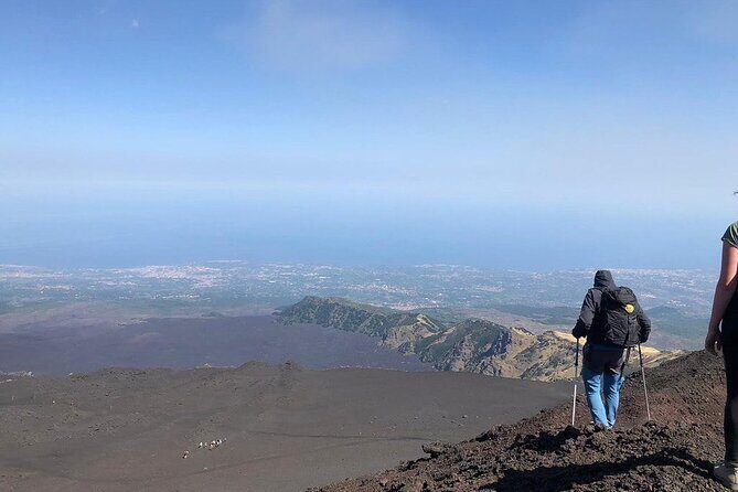 Etna craters excursion 3000 m. - Exploring Mount Etna’s Craters at 3000 Meters