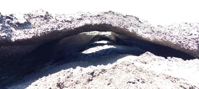 Etna: "The path among the lavas". Trekking on Mount Etna at 3000 m - Practical Tips for a Smooth Trek