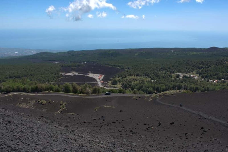 ETNA VOLCANO: Escursione sui crateri sommitali con bus 4x4 - The Experience Provider: ETNA EXPLORER