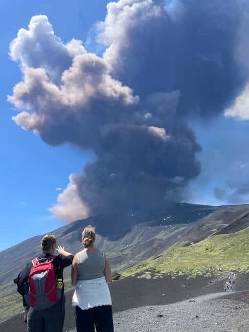 ETNA VOLCANO: Excursion to the Craters of 2002 - Key Points