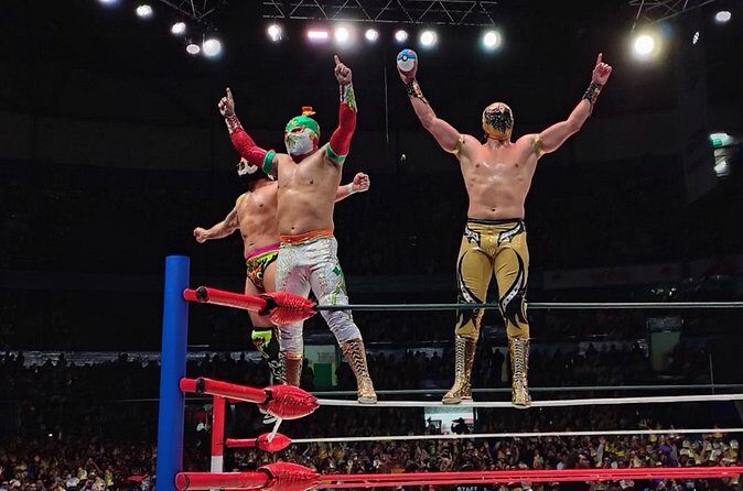Even the Rudos Can't Resist the Tacos and Mezcal Fight Tour - The Sum Up