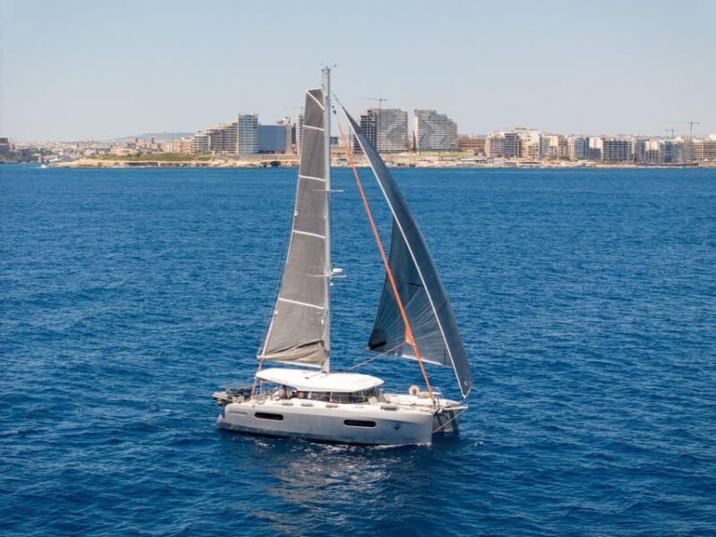 Evening Catamaran Charter - Key Points