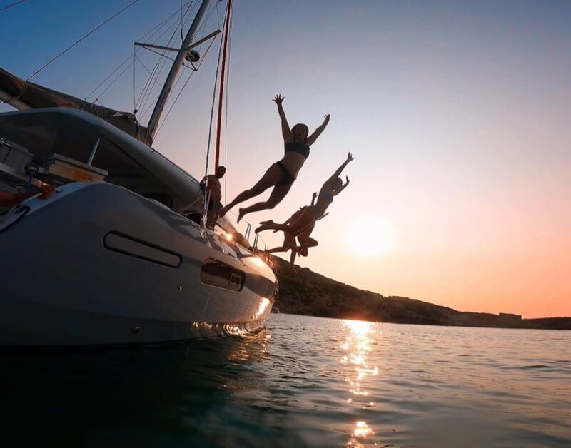 Evening Catamaran Charter - Who Would Love This Tour?