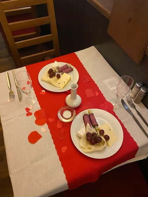 Evening cruise through Prague with 3-course served menu - FAQs